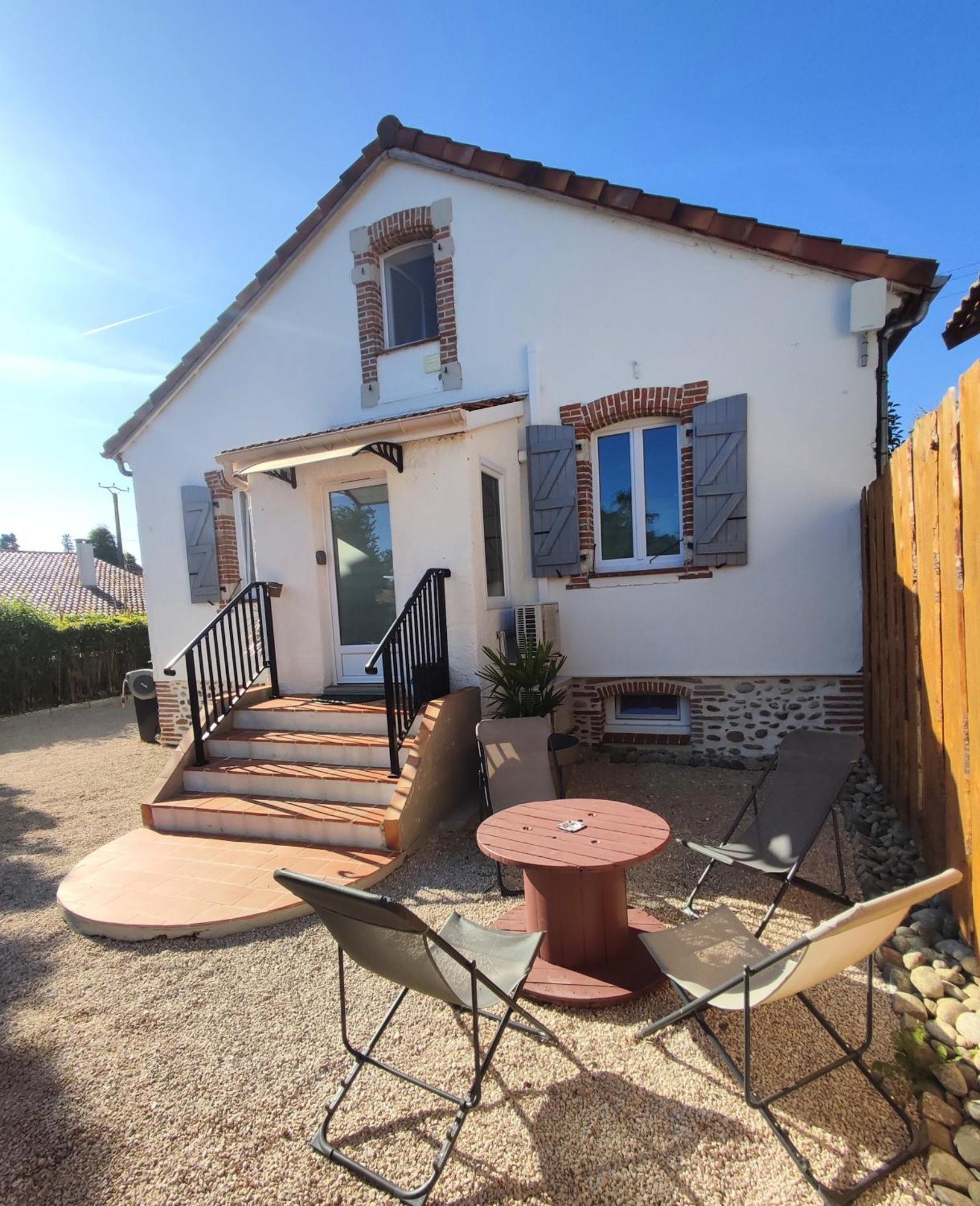 Villa Garona Avec Billard Proche Pyrenees Cazeres Exterior foto