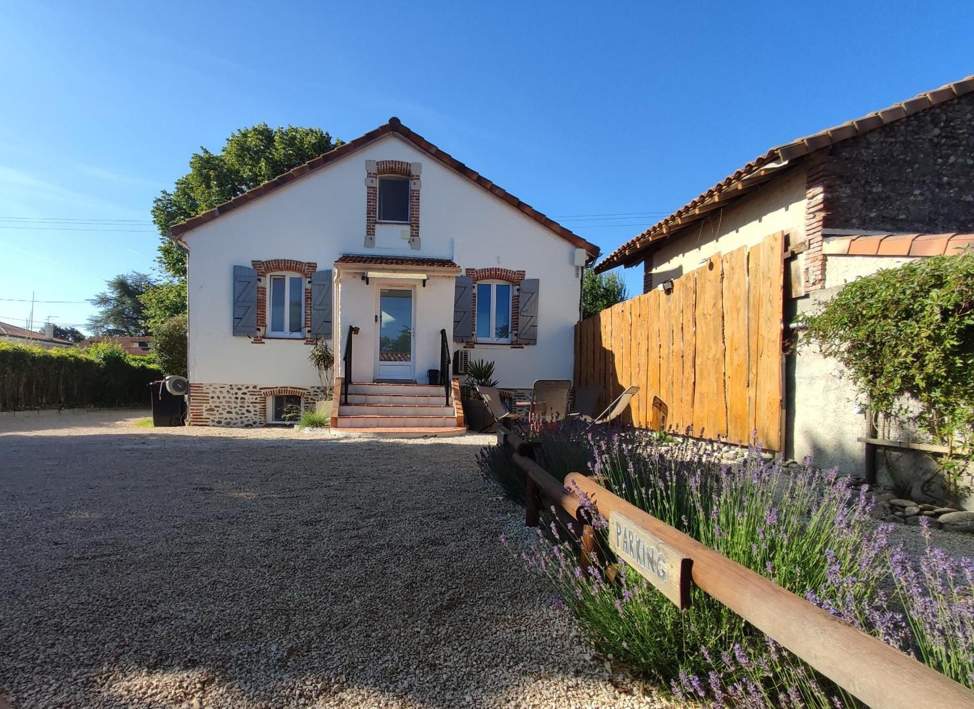 Villa Garona Avec Billard Proche Pyrenees Cazeres Exterior foto